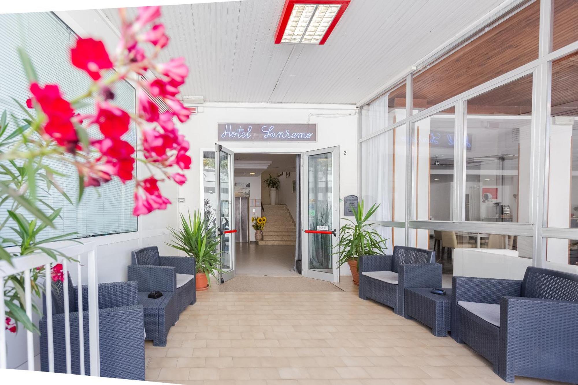Hotel Sanremo Rimini Luaran gambar