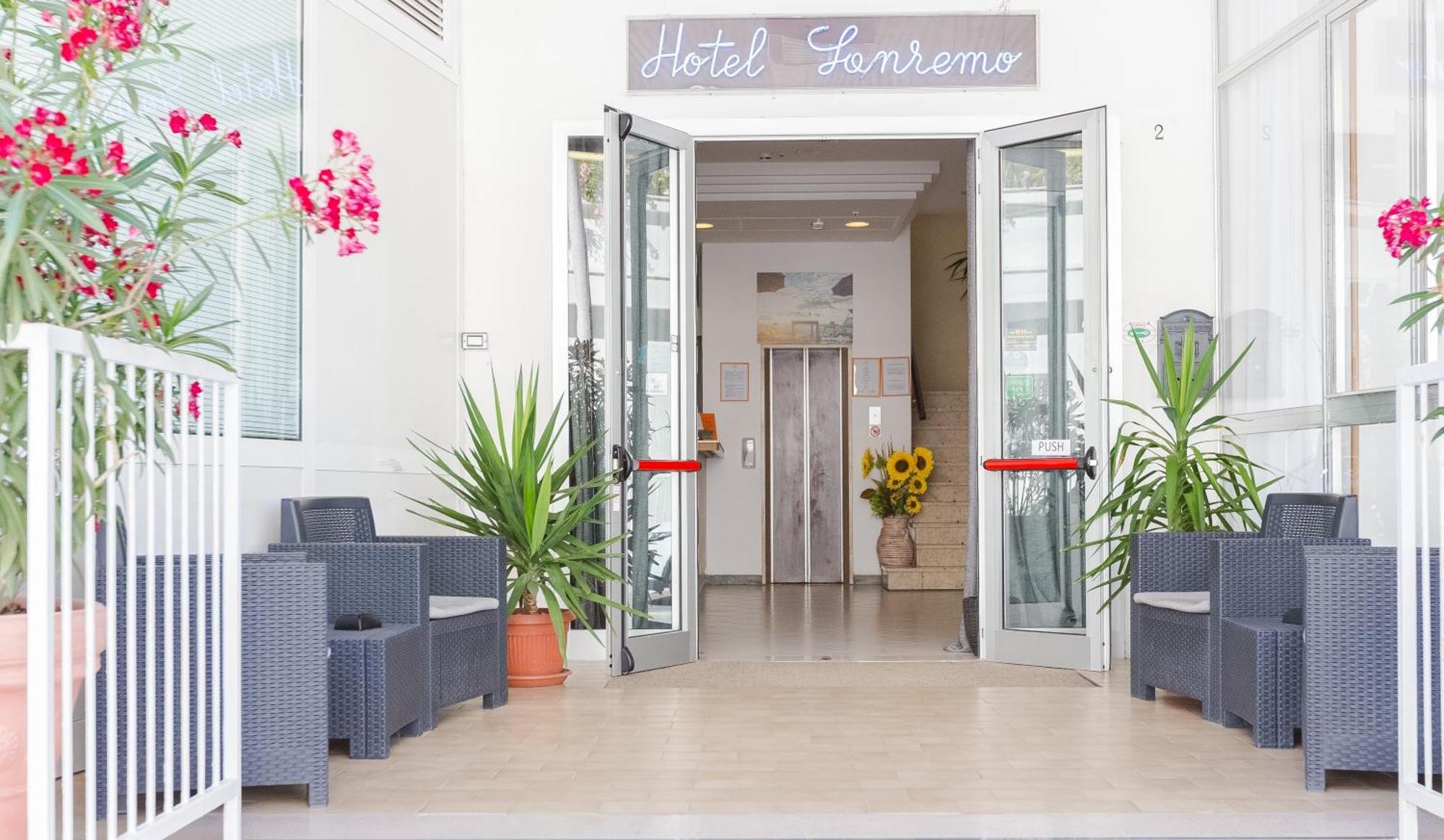 Hotel Sanremo Rimini Luaran gambar