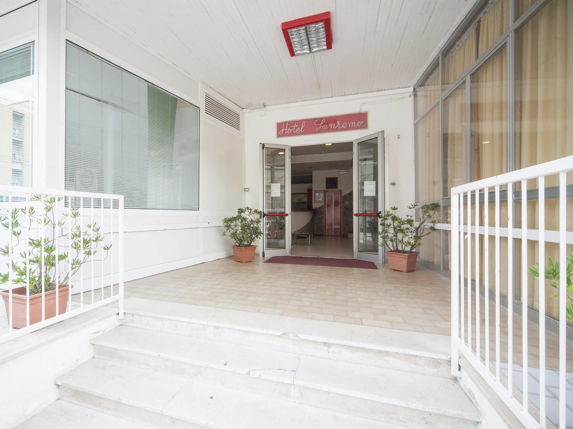 Hotel Sanremo Rimini Luaran gambar